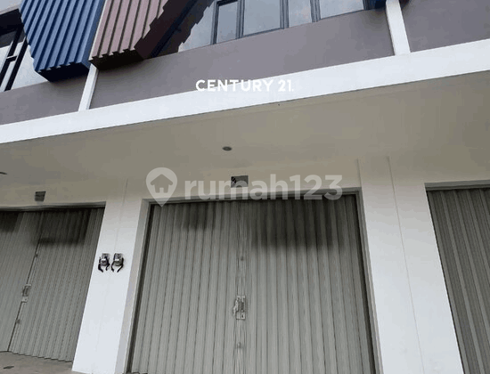 Nice 2-Story Ready-to-Use Shop House in Tera Damai Bekasi