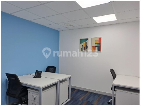 Ruang Usaha / Kantor Muat 5 - 6 Orang di Apartment Head Quarter LT 20, Asia Afrika Bandung