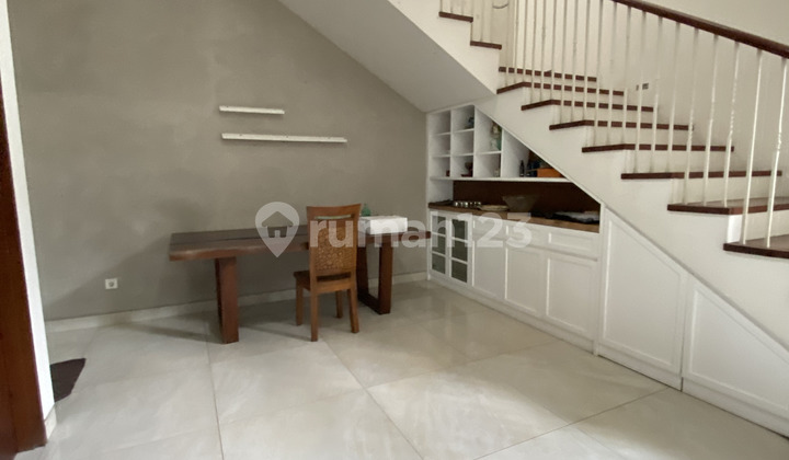 For Rent 4-bedroom house in Setra Murni 1