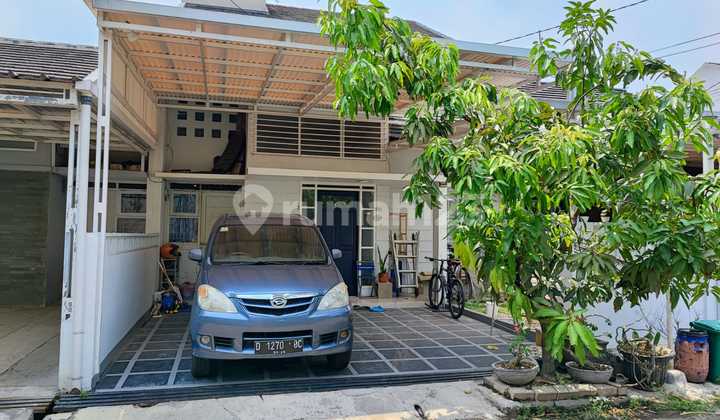 For Sale 3-Bedroom House with Water Heater Bonus in Buana Soeta Gede Bage Housing, Bandung