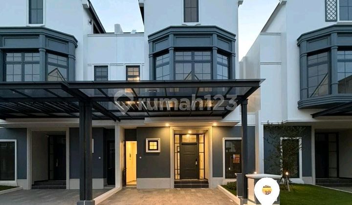 3-Storey House in Gadung Serpong. Bonus 7 Air Conditioners. Comfortable and Nice House.