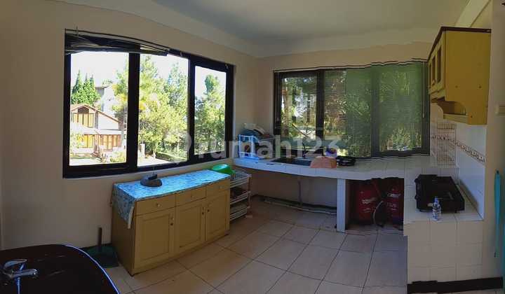 Dijual Vila Istana Bunga Cihanjuang Bandung Barat