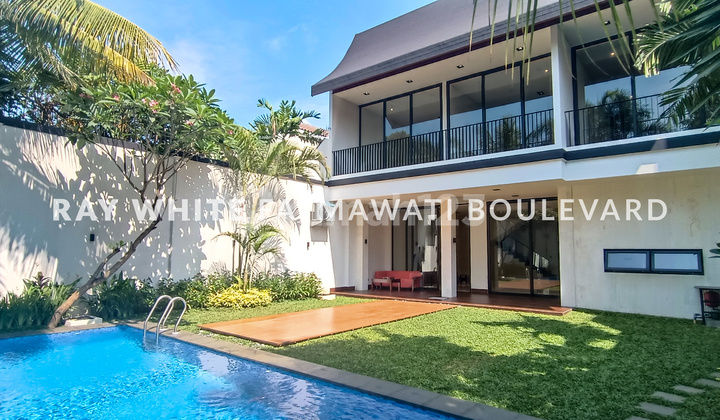 Rumah Modern Brand New Siap Huni