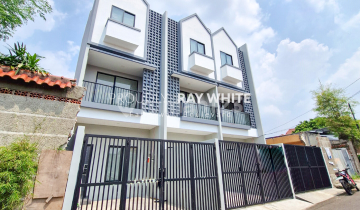 Gandaria-Rumah Siap Huni Dalam Townhouse 2