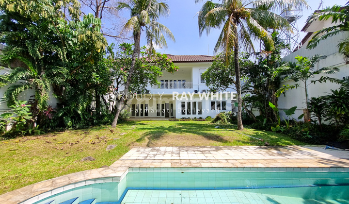 Rumah Minimalis Siap Huni Dekat Kemang Raya.