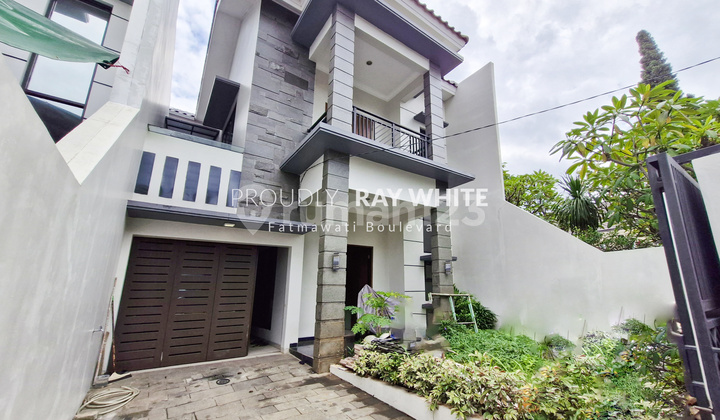 Disewakan Rumah Siap Huni Minimalis 2 Lantai Area Pejaten Disewakan Rumah Siap Huni Minimalis 2 Lantai Area Pejaten