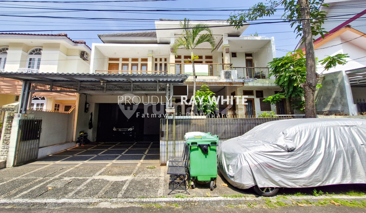 Rumah Minimalis Dalam Komplek Elite Cilandak Lokasi Strategis