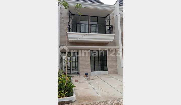 Rumah Baru 2 Lantai Design American Classic Jatiwaringin, Bekasi Rumah Baru 2 Lantai Design American Classic Jatiwaringin, Bekasi