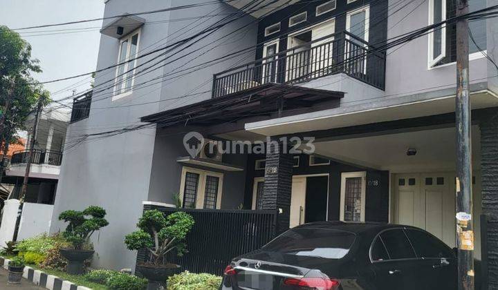 Rumah Murah 2 Lantai Full Furnished di Komplek Kayu Putih Jakarta 1
