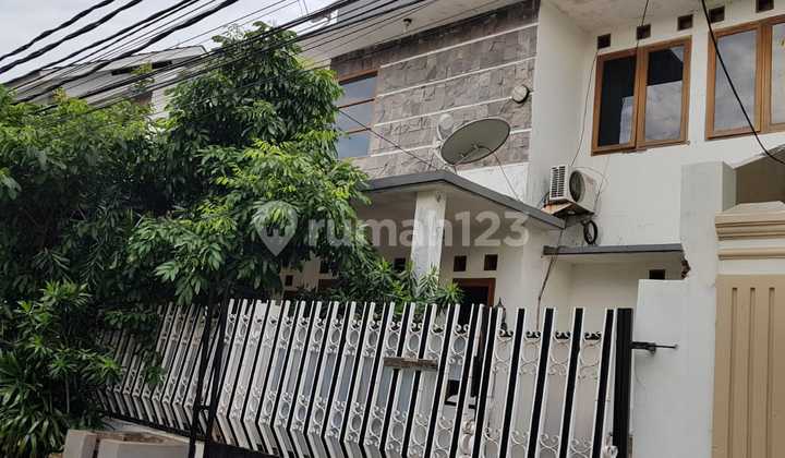 Affordable 2-Story House in Rawamangun Complex, East Jakarta 2