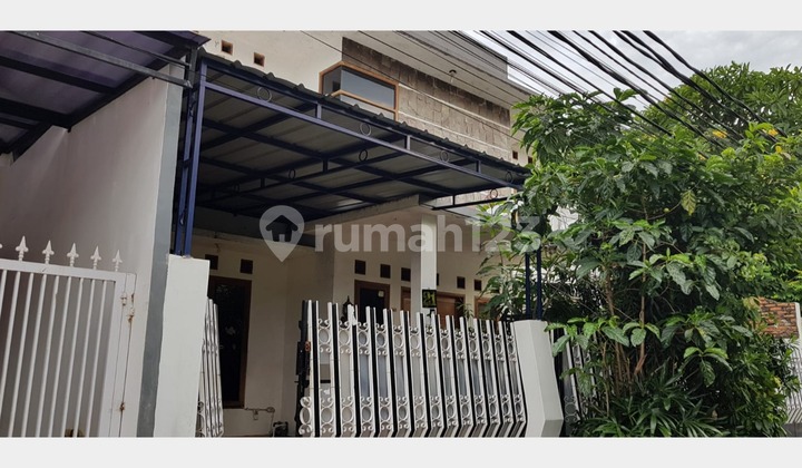 Rumah Murah 2 Lantai dalam Komplek di Rawamangun, Jakarta Timur Rumah Murah 2 Lantai dalam Komplek di Rawamangun, Jakarta Timur