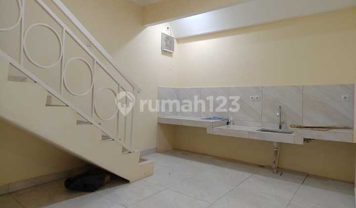 Rumah Baru 2 Lantai Siap Huni SHM di Condet, Jakarta Timur 2