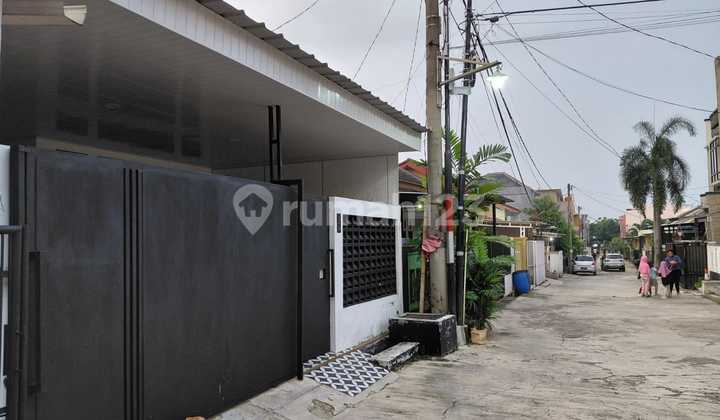 Affordable. Single-Story Ready-to-Occupy House in Jatimakmur Housing, Pondok Gede, Bekasi. 2