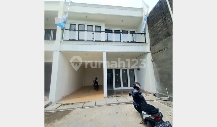 Cluster Baru Murah 3 Lantai + Rooftop di Penggilingan, Cakung Jakarta Timur