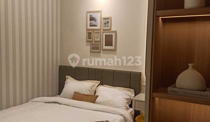 Rumah Cluster Baru 2,5 Lantai SHM di Pesanggrahan Jakarta Selatan