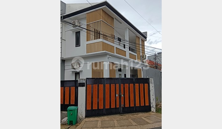 Kost 2 Lantai Full Furnished Lokasi Strategis di Matraman Menteng Jakarta Pusat Kost 2 Lantai Full Furnished Lokasi Strategis di Matraman Menteng Jakarta Pusat