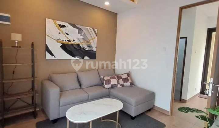 Townhouse by the Side of Pejaten Main Road, South Jakarta