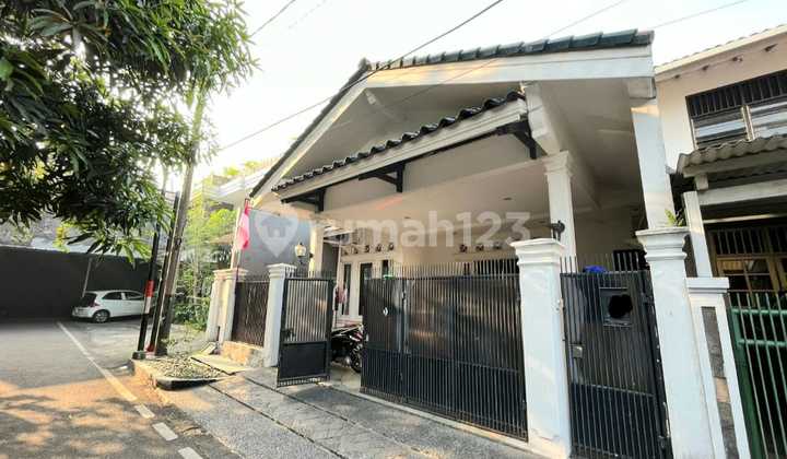 Jual BU. Rumah Murah SHM di Billymoon Duren Sawit, Jakarta Timur