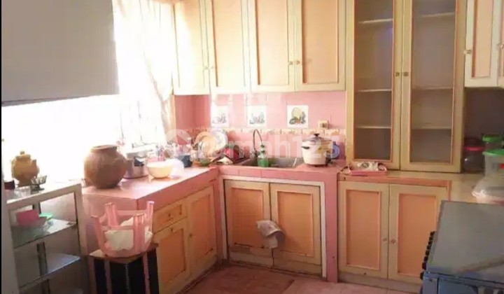 Bonus Rental House & Pavilion, 5 Minutes to Living Plaza Cinere, Depok 2