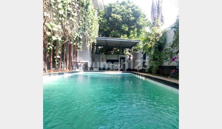 Rumah Murah Semi Furnished + Kolam Renang di Lebak Bulus, Jakarta Selatan Rumah Murah Semi Furnished + Kolam Renang di Lebak Bulus, Jakarta Selatan