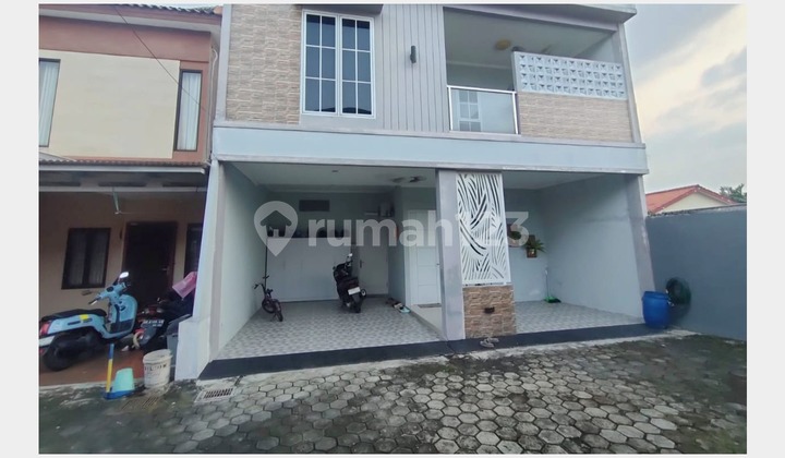 Rumah, 2 Lantai Semi Furnished Dalam Cluster di Kalisari Jakarta Timur