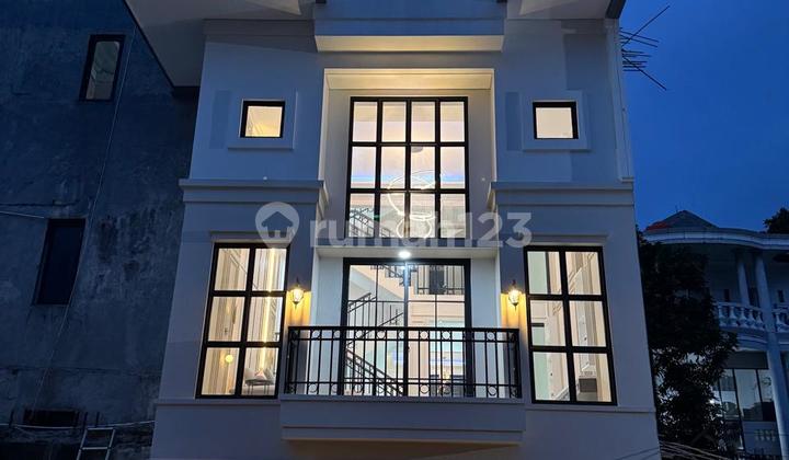 Rumah Townhouse Baru 3 Lantai + Lift di Mampang, Jakarta Selatan 2