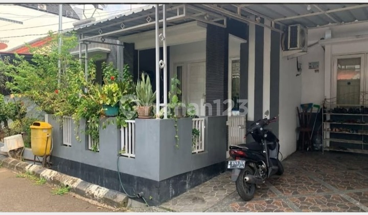 Rumah 1 Lantai SHM dalam Cluster Ciracas, Jakarta Timur