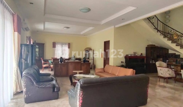 Rumah Hitung Tanah SHM di Fatmawati Lebak Bulus, Jakarta Selatan