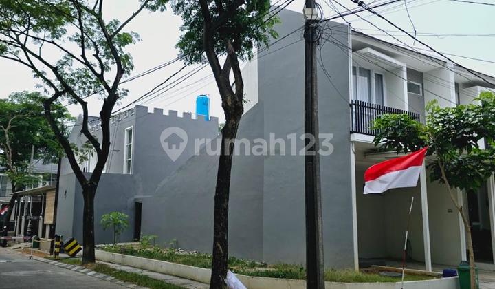 For Sale 2-Story Hook House in Jatake, Tangerang City