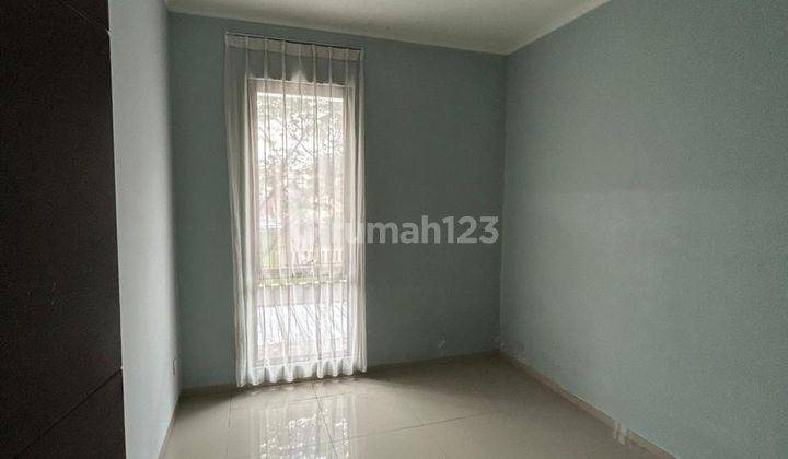 kamar tidur rumah dijual di graha raya