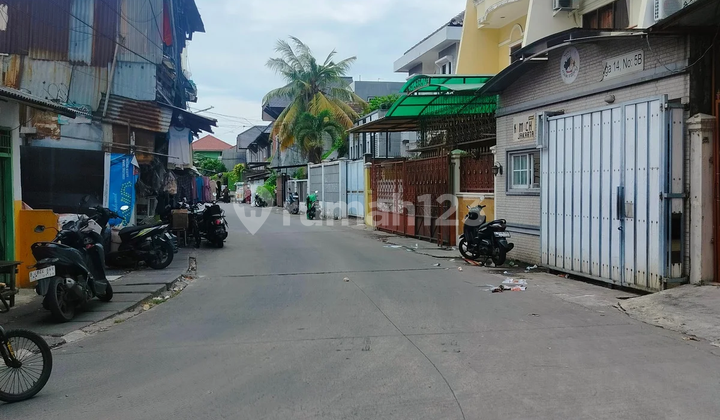 Dijual Rumah 2½ Lantai Area Green Ville Murah 2