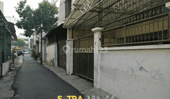 Rumah 1,5 Lantai Di Jl. Petojo Lokasi Strategis 2