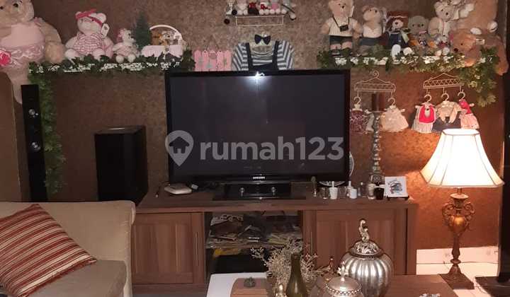 Di Jualrumah 2 Lantai*legenda Wisata Cibubur* 