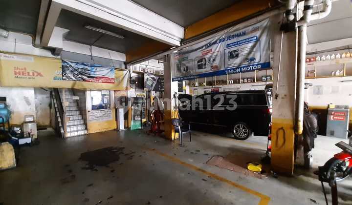 Dijual & Disewakan 2 Ruko Gandeng 3lantai Hadap Jalan Raya, Boulevard Gading Serpong. 