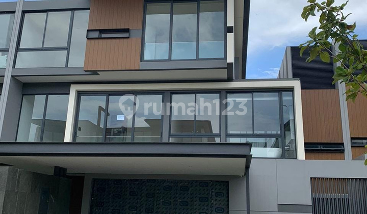 For Sale - Rare Type 15 & View Danaurumah Lyndon Navapark, BSD