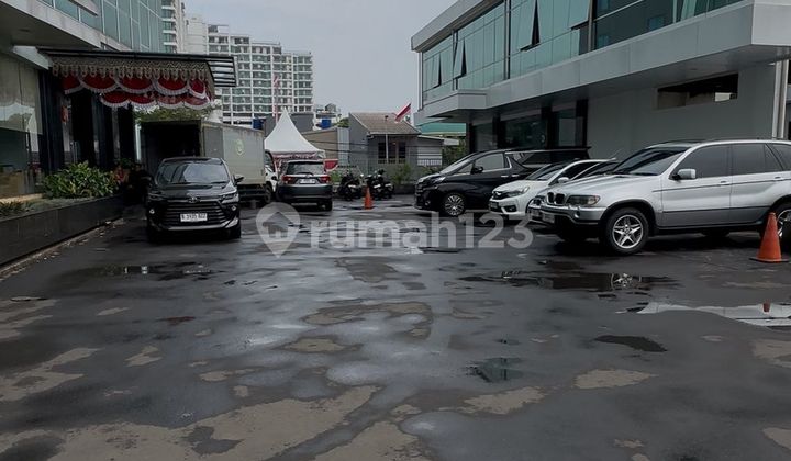 *Hot Sale* 6-Story Shophouse, Corner Unit for Office, at Mampang Square Block B1, South Jakarta 2