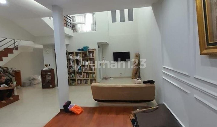 Rumah Nyaman Siap Huni di Komplek Pelangi One Gate System Antapani Area