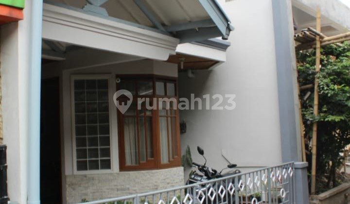 Rumah Terawat Siap Huni Dekat Main Road Jl. Terusan Jakarta Antapani Area.