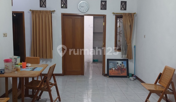 Disewakan Rumah 1 Lantai Dalam Komplek Antapani Area 2