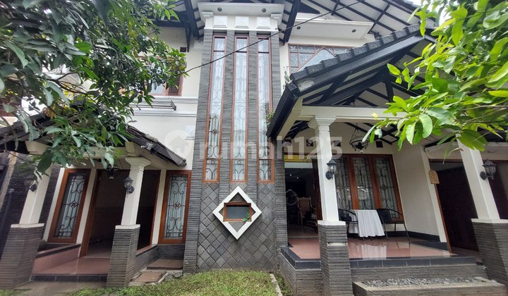 Rumah Terawat Main Road Area Antapani 1