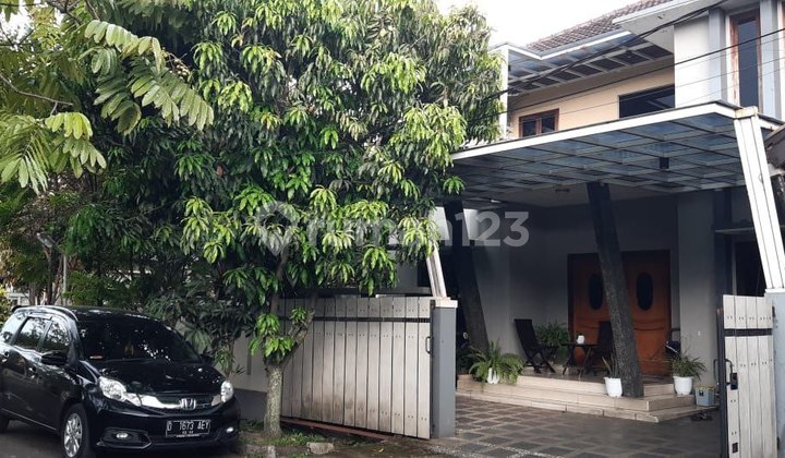 Rumah Asri 2 Lantai di Arcamanik Lokasi Bebas Banjir, Jalan Lebar 1