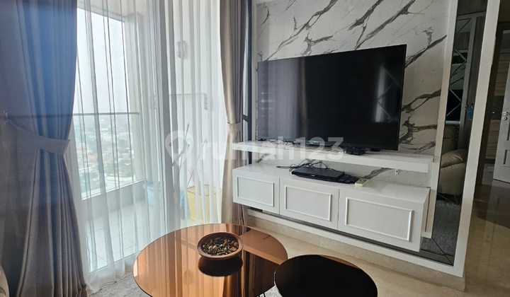 Sewa Apartemen One Icon, Di Pusat Kota Surabaya, 2br Siap Huni 1