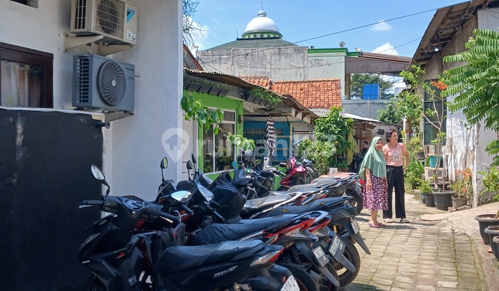 Dijual Tanah Beserta Beberapa Bangunan Di Bintaro Jkt Slt