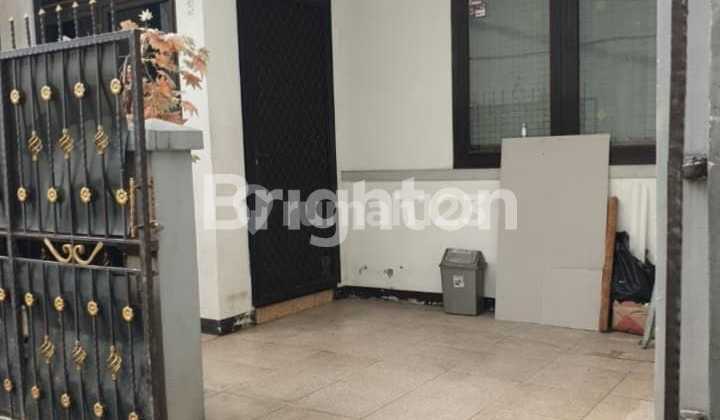 Disewakan Rumah di Tanjung Duren Disewakan Rumah di Tanjung Duren