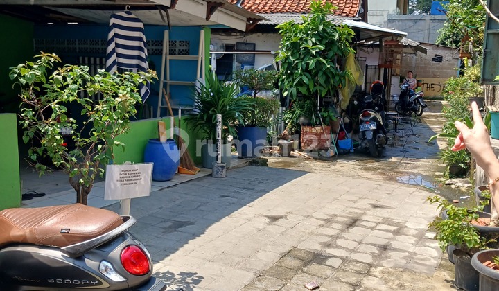 Dijual Tanah Beserta Beberapa Bangunan Di Bintaro Jkt Slt