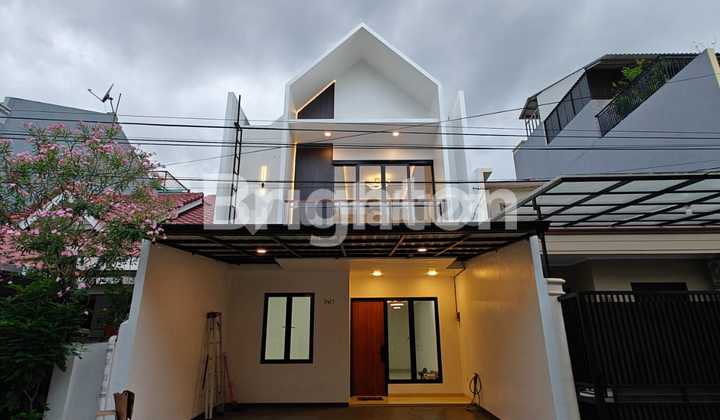 Dijual Rumah Cantik Di Citra 2 Jakarta Barat