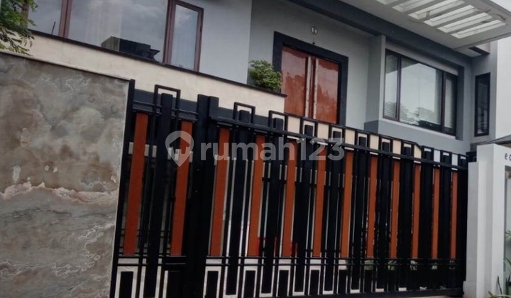 Modern 2-Story House 920m² Area Auction Process 1