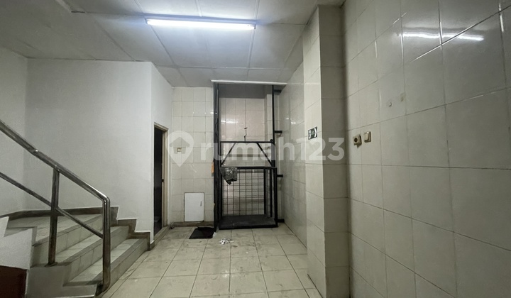 Disewaka Ruko Bandengan Raya Kondisi Sudah Terenovasi 2