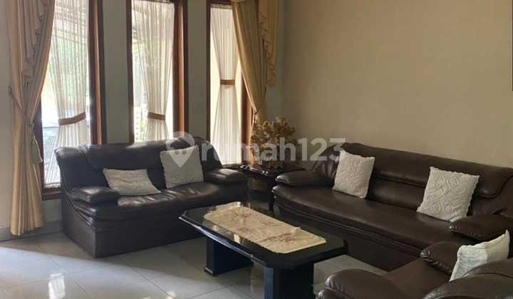 For Sale: Two-Story Wing Setra Duta Cluster House.