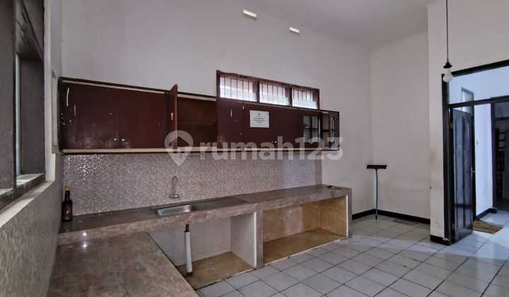 For Rent Main Road House in Cihanjuang, Suitable for Office, Business Space, and Others.